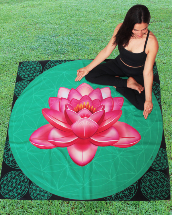 Producto - Manta Flor de Loto sobre Flor de la vida (Verde)