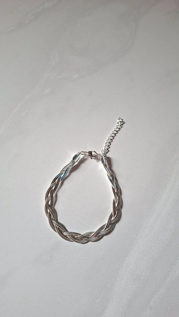 Producto - Pulsera de acero blanco entrelazadas