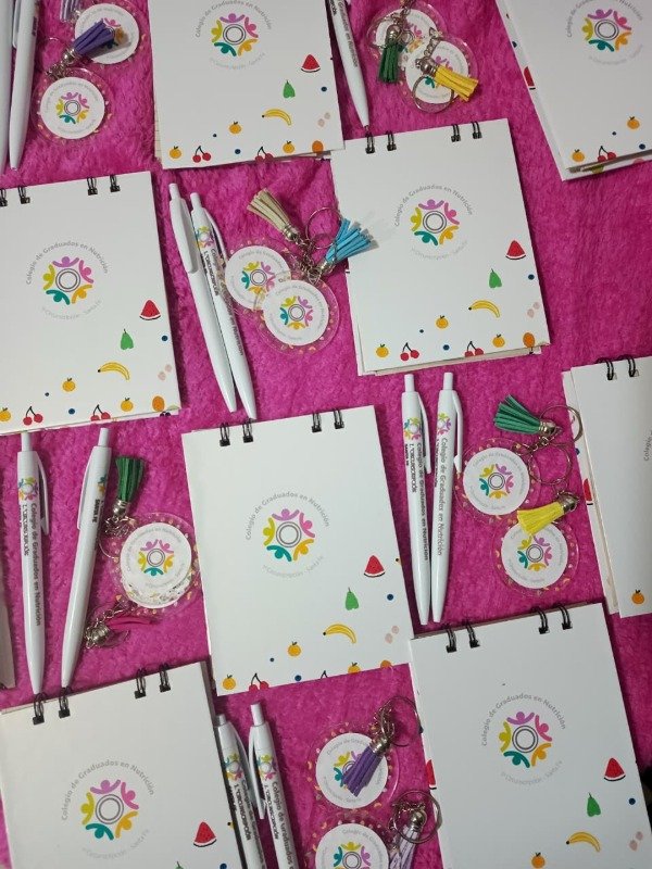 Producto - Cuaderno Anillado A6
