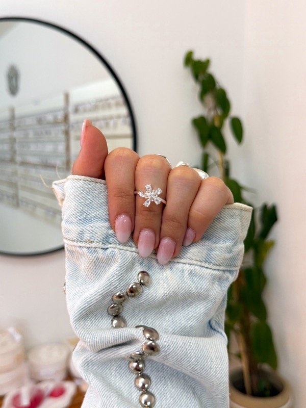 Producto - Anillo acero blanco flor cúbics