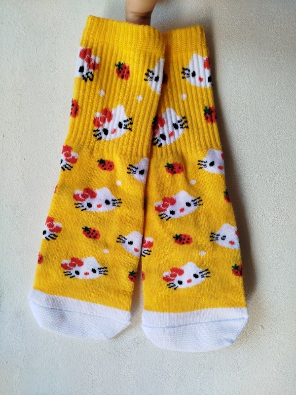 Producto - Tenis kids hello Kitty amarillo