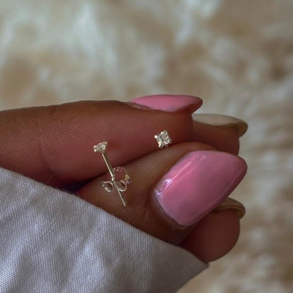 Producto - Aros Cubic blanco (Cod.833)