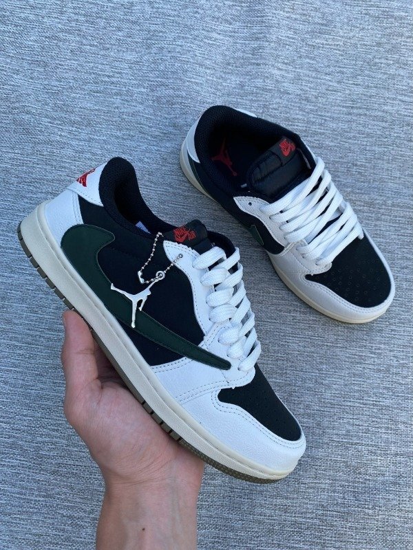 Producto - JORDAN 1 LOW x TRAVIS SCOTT OLIVE