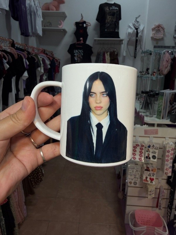 Producto - Taza Billie Eilish 2