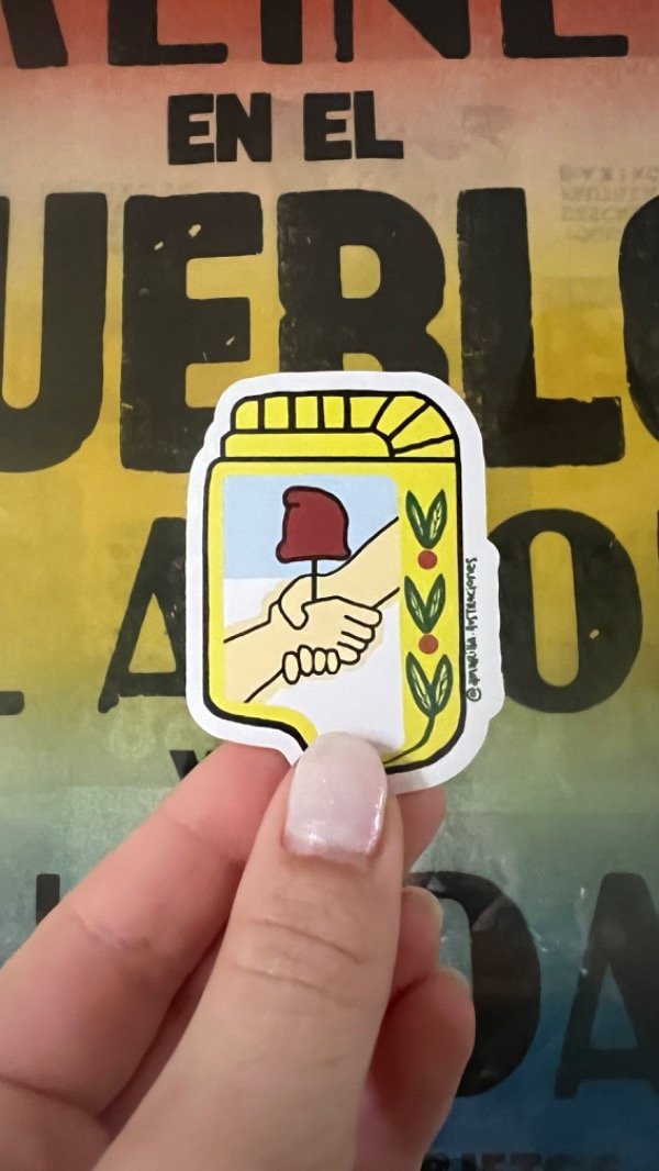 Producto - Sticker escudo