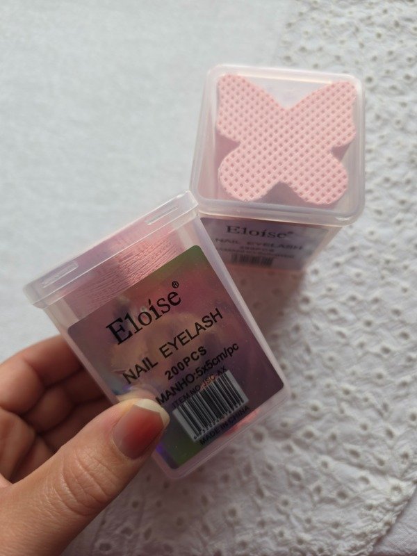 Producto - Wipes Toallitas con forma de mariposa. Paquete de 200 unidades
