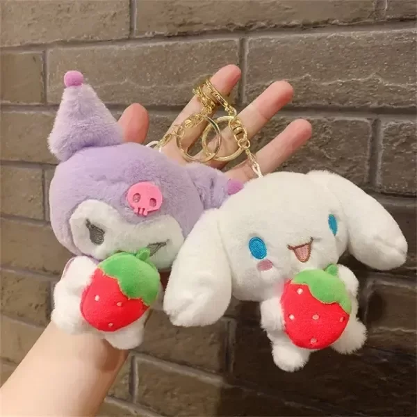Producto - Llavero Kuromi con frutilla 12cm - 1
