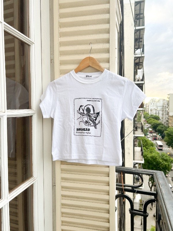 Producto - REMERA CROP - HORNERO