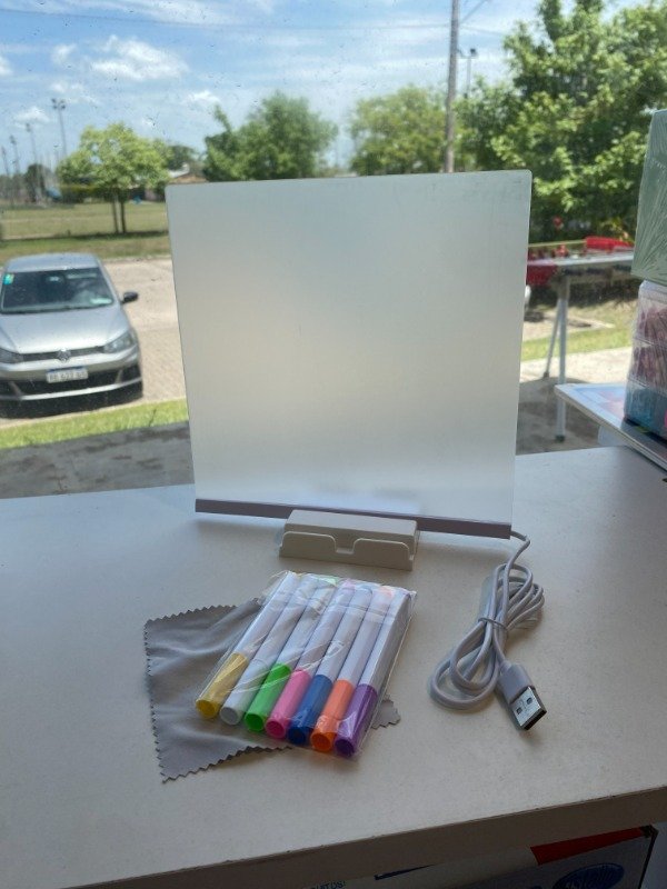 Producto - Pizarra led mediana