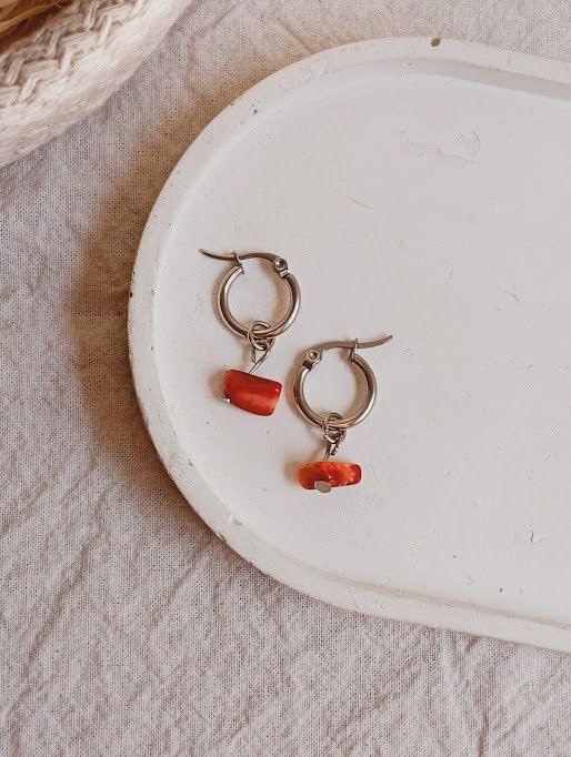 Producto - Argollas jaspe rojo - Acero quirúrgico