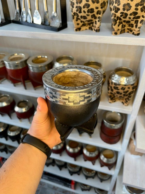 Producto - Mate Imperial Virola Cincelada de Acero Color Negro