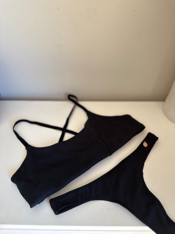 Producto - Conjunto gina Morley negro (bretel intercambiable)