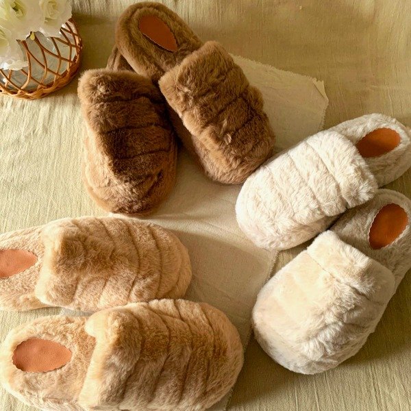 Producto - Pantuflas piel