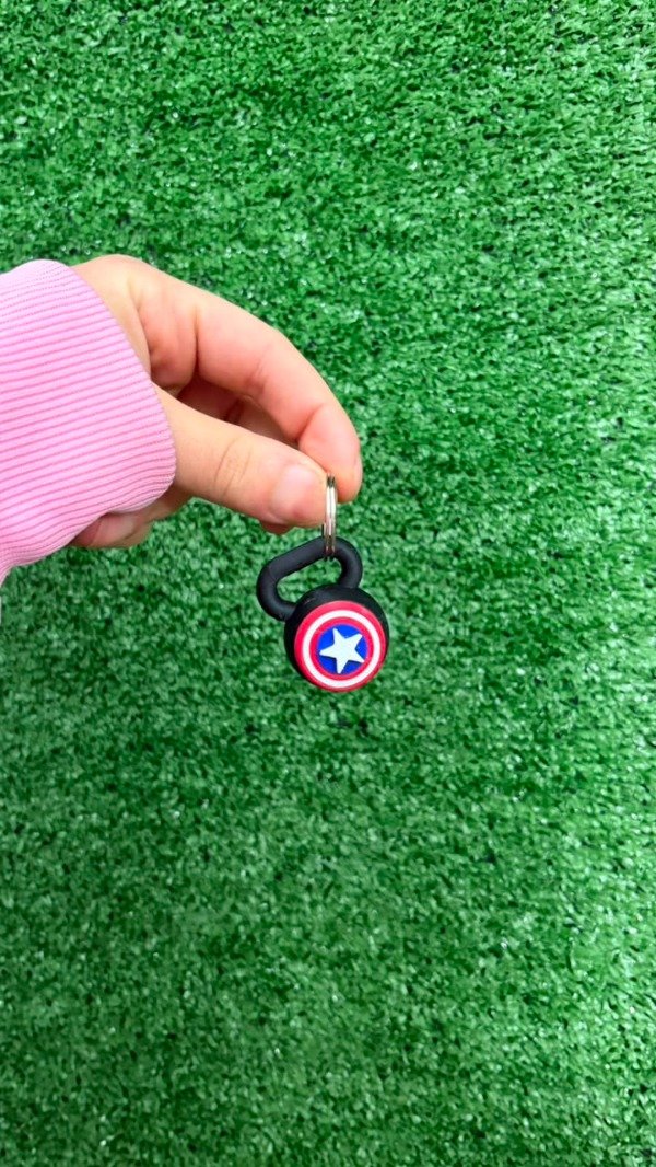 Producto - Llavero kettlebell KETTS - CAPITAN AMERICA