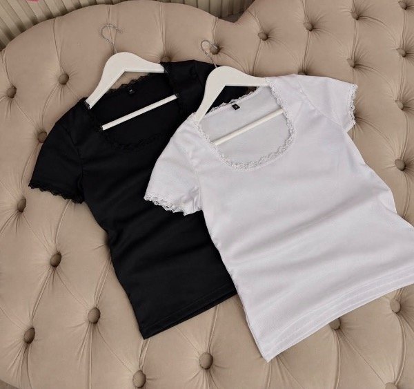 Producto - Remera escote recto y puntillas STOCK NEGRO - 1