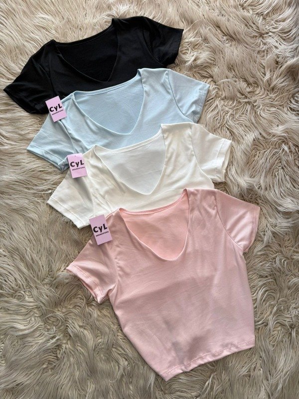 Producto - Remera en v Lulu
