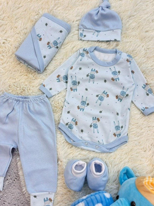 Producto - Ajuar estampado 5 piezas en cajita talle unico