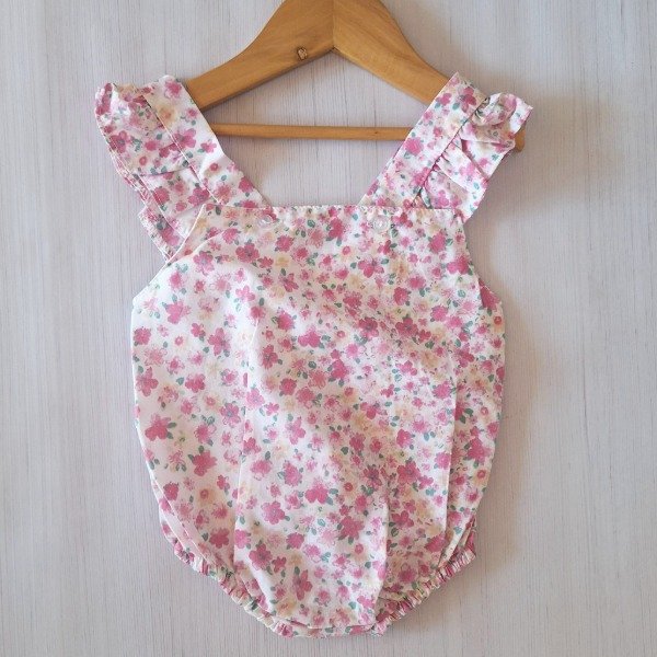 Producto - Body Poplin Blanco con Flores Rosas