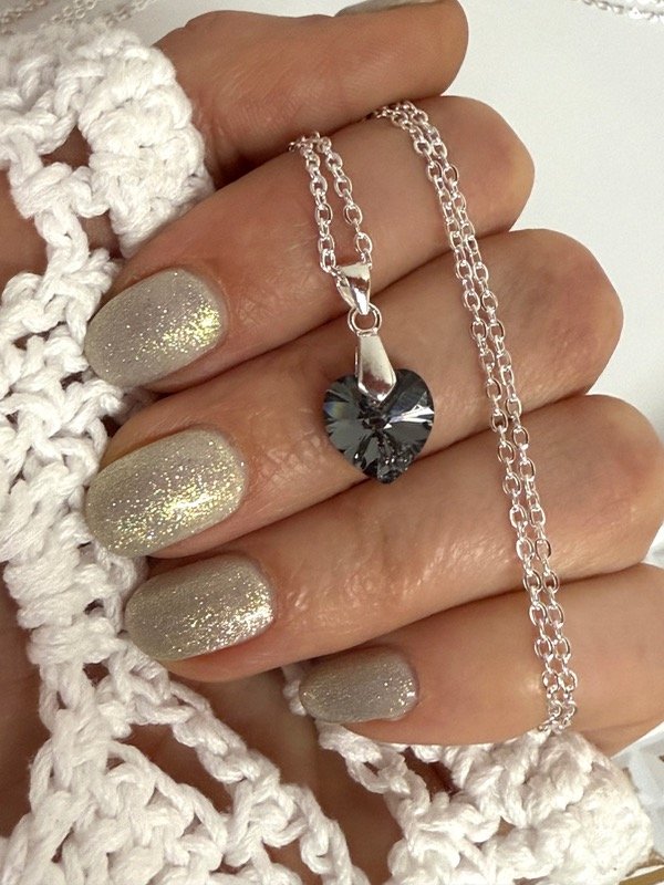 Producto - CB575 Collar con dije corazón cristal negro acero blanco 45 cm