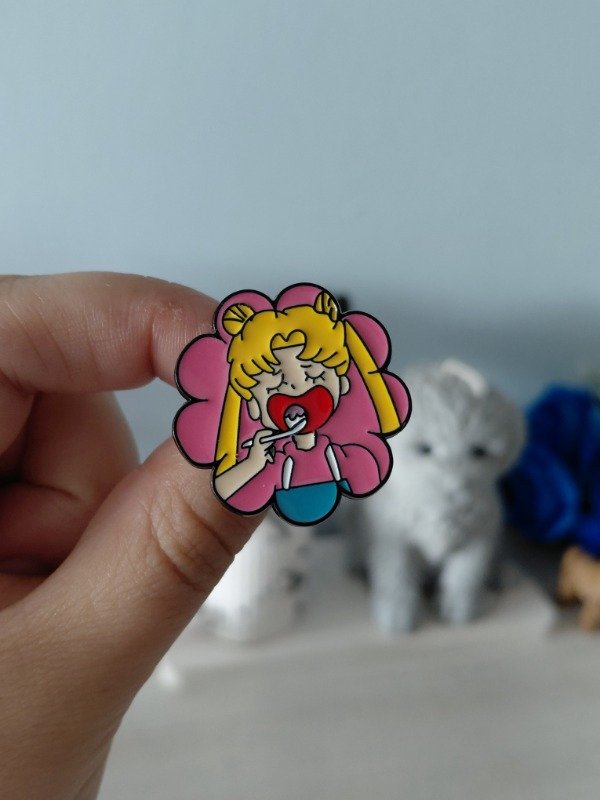 Producto - Pin metalizado - Sailor Moon #2072