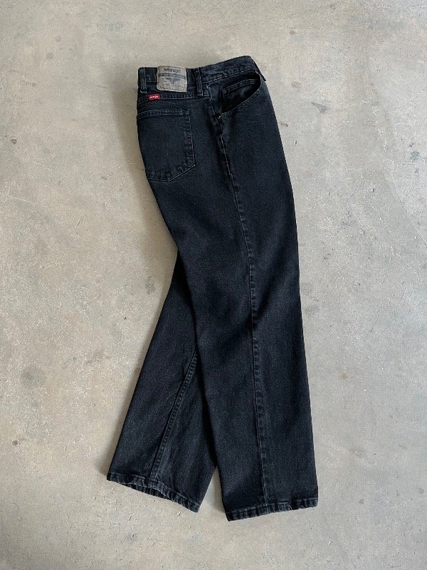 Producto - JEANS WRANGLER GRIS OSCURO (48AR)