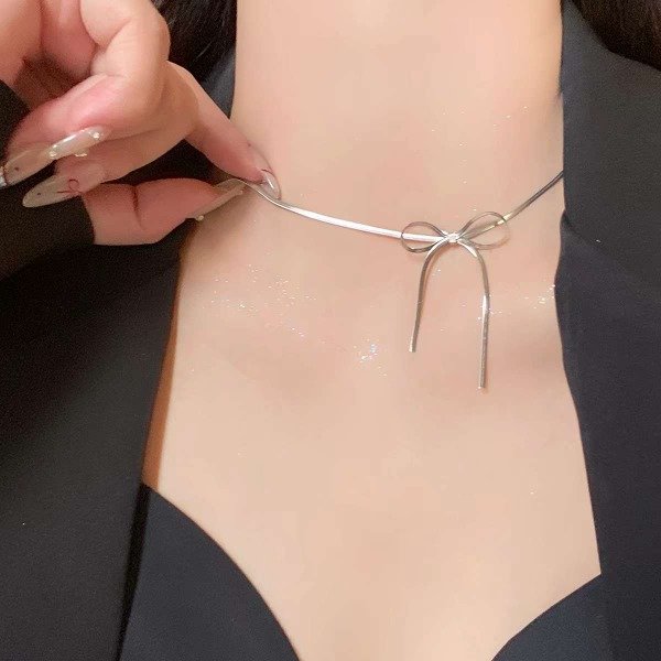 Producto - collar liso de moños - 1
