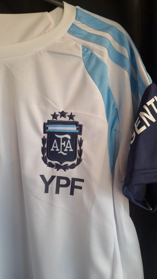 Producto - AFA entrenamiento blanca