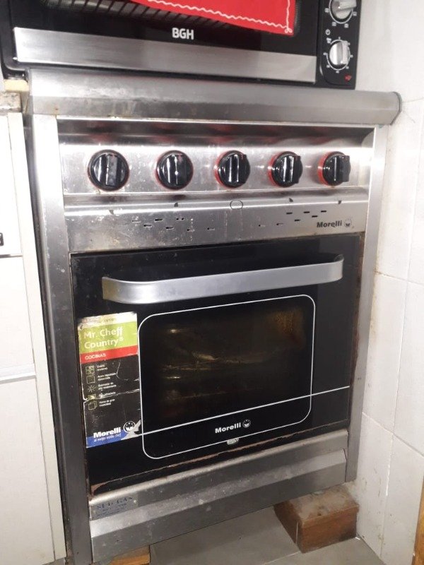 Producto - COCINA SEMI INDUSTRIAL MORELLI HORNO CON REFRACTARIOS 60x63x85 #9233