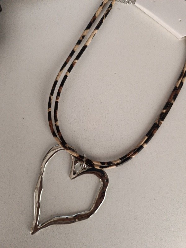 Producto - COLLAR CUORE print
