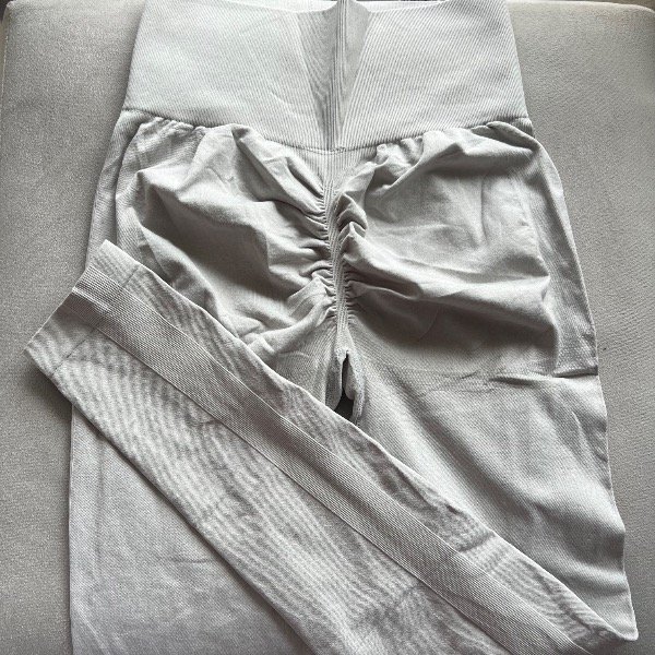 Producto - Conjunto Emi Gris Perla T.M (38-40) - 4