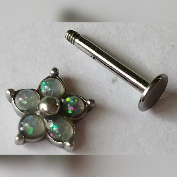Producto - AQ Mentón. Flor Ópalo