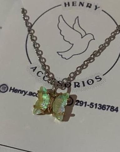 Producto - collar mariposa tornasol