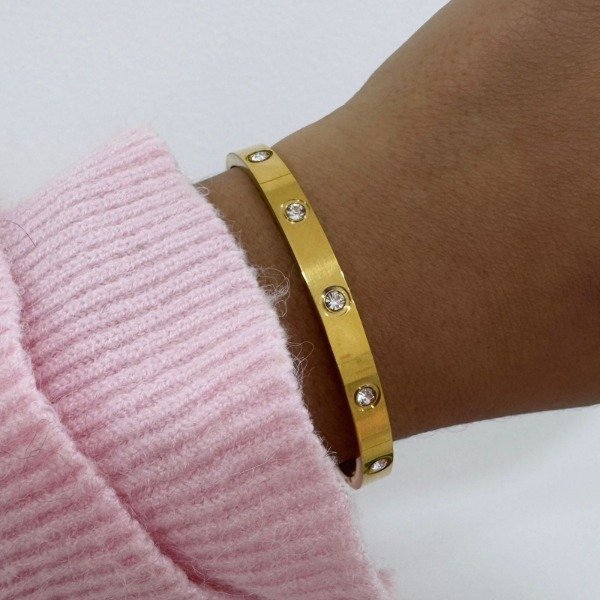 Producto - ESCLAVA DORADA CON APERTURA ESTILO CARTIER Y BRILLOS