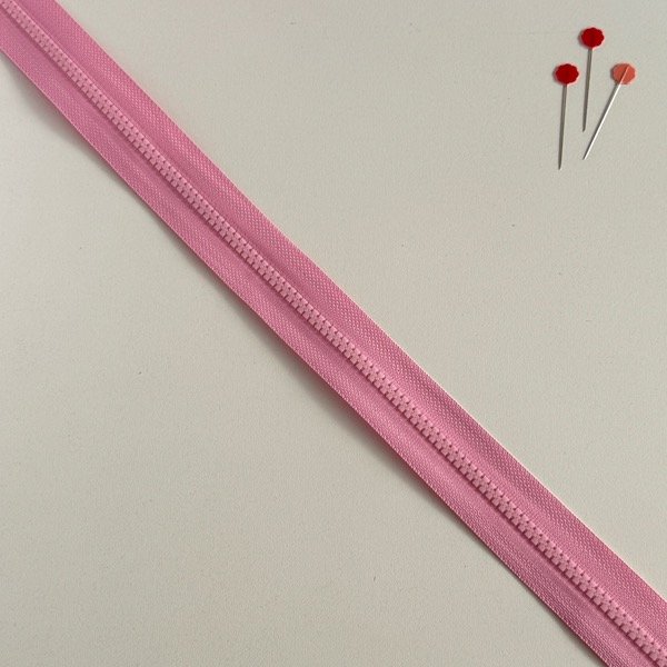 Producto - Cierre diente de perro rosa bebe x 5 mts
