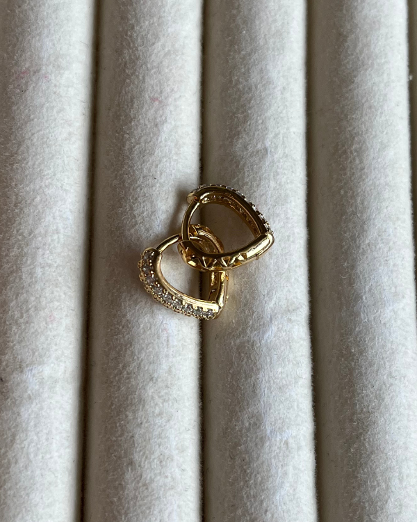 Producto - Aros cubano italiano gota con micropave enchapado en oro 18k 1.3cm