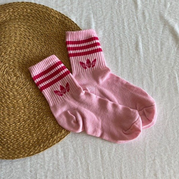 Producto - ADIDAS ROSA RAYA FUCSIA