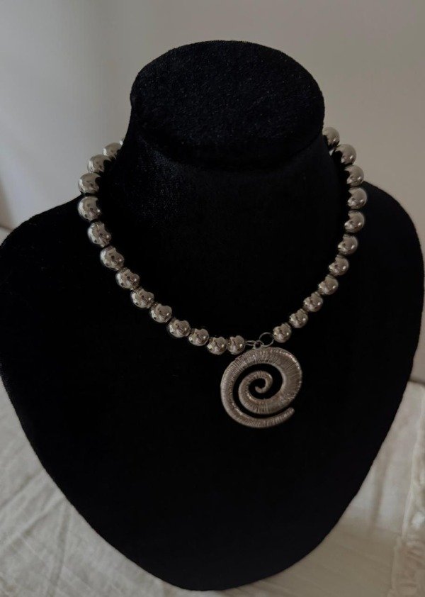 Producto - Collar Caoba