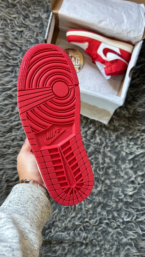 Producto - JORDAN RETRO 1 RED CRACKED LEATHER - 3