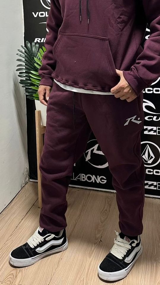 Producto - Jogging Rusty frisa (varios colores)