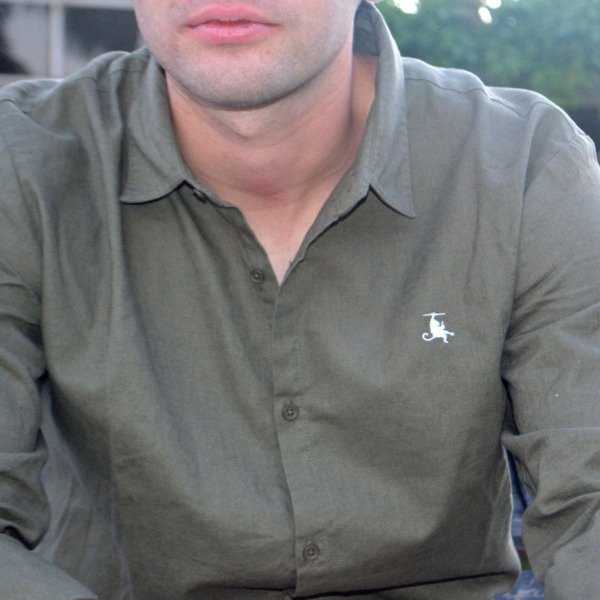 Producto - CAMISA DE LINO VERDE MILITAR