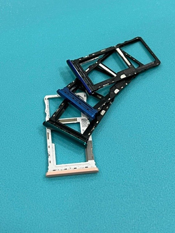 Producto - BANDEJA SIM MOTO G9 PLAY