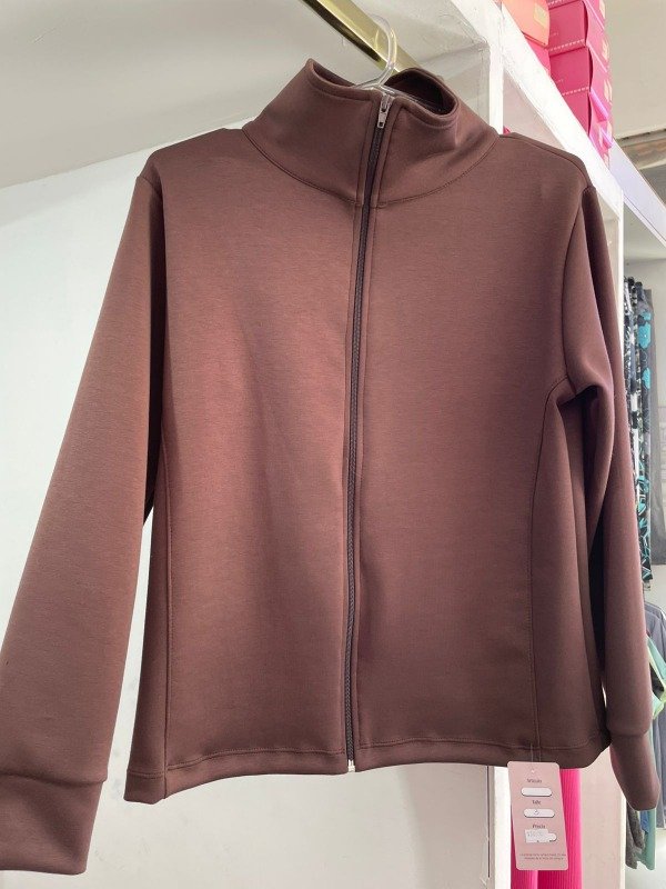 Producto - Campera Brown
