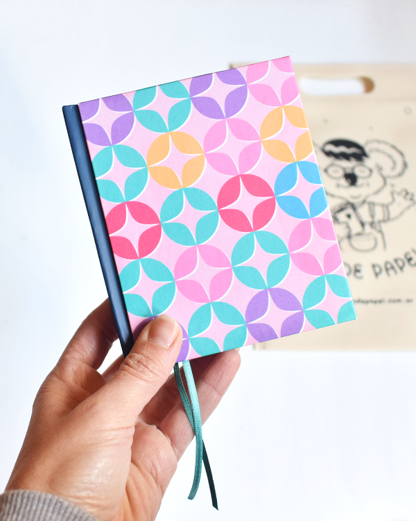 Producto - cuaderno formato cuadrado hexic