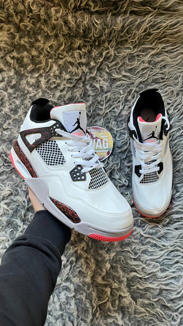 Producto - AIR JORDAN RETRO 4 HOT LAVA