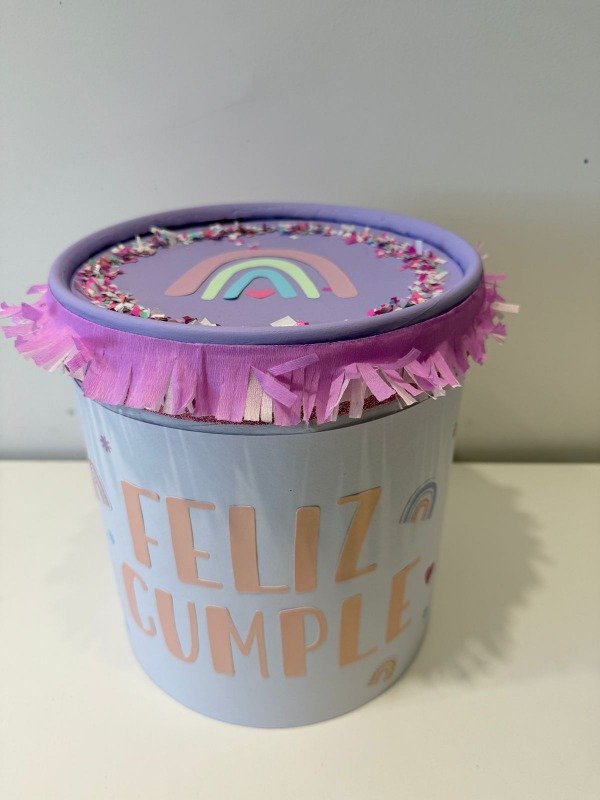 Producto - TORTA XL CON 30 MUFFINS