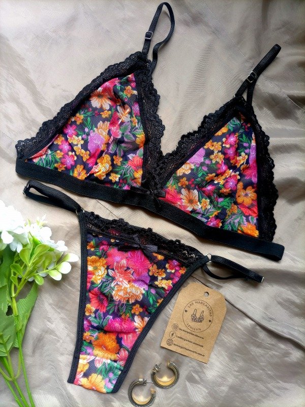 Producto - Conjunto Flores IIII