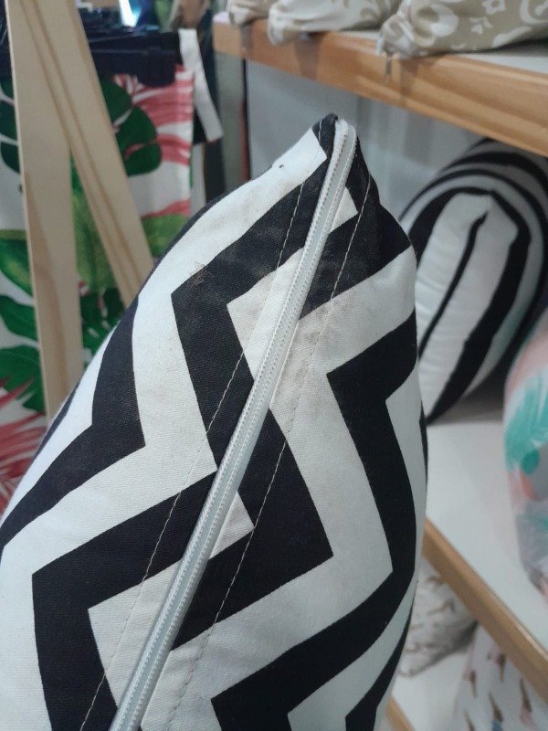 Producto - zigzag negro 15
