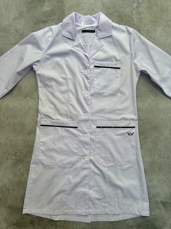 Producto - BRISA CONFORT (Blanco detalle azul)