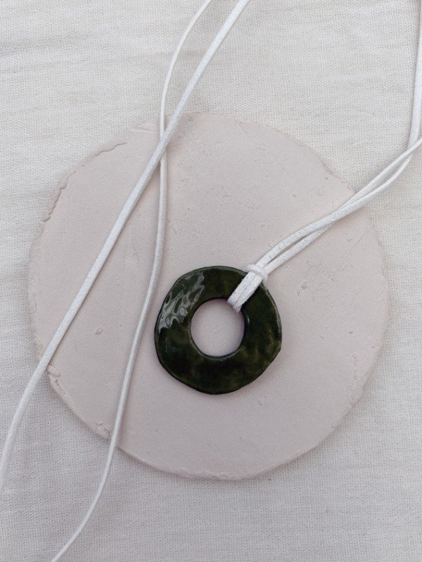 Producto - COLGANTE CIRCULAR VERDE SECO