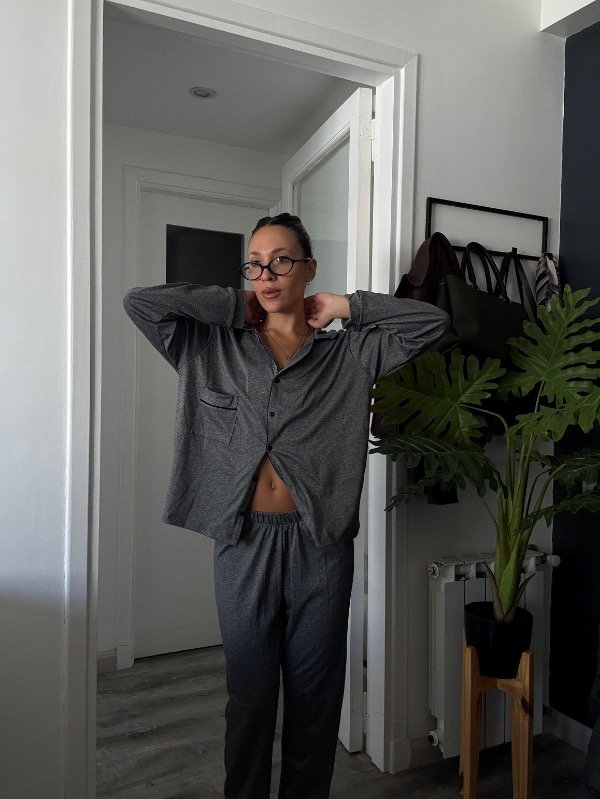 Producto - PIJAMA CAMISERO GRIS TOPO / EN STOCK